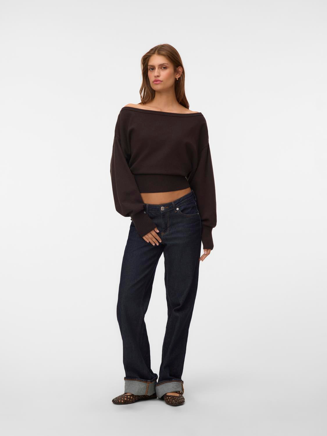 model_shot-front