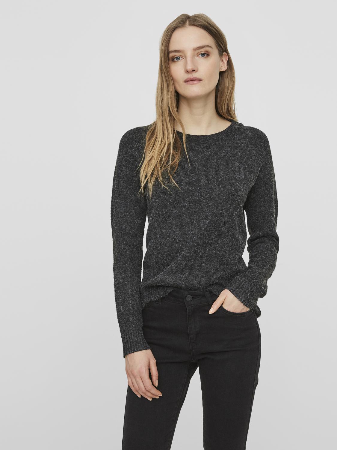 model_shot-front