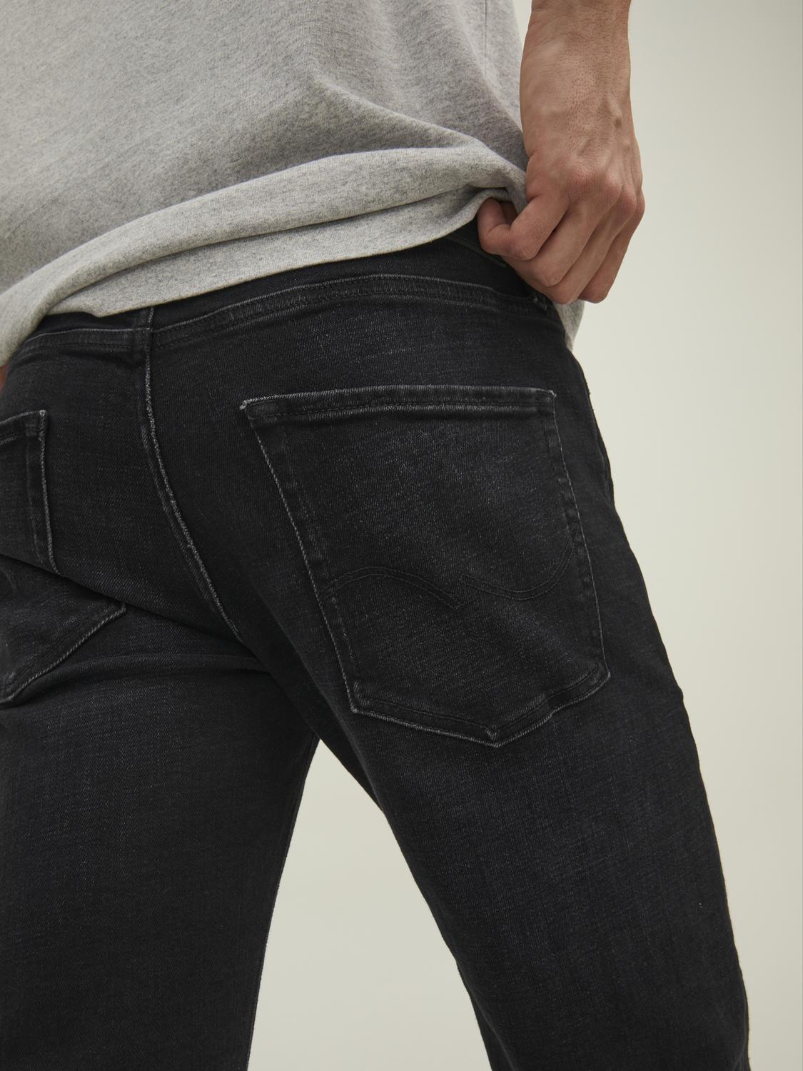 model_shot-detail