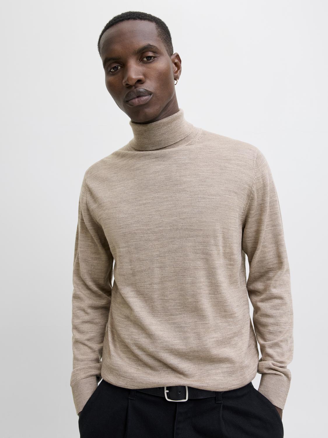 model_shot-creative