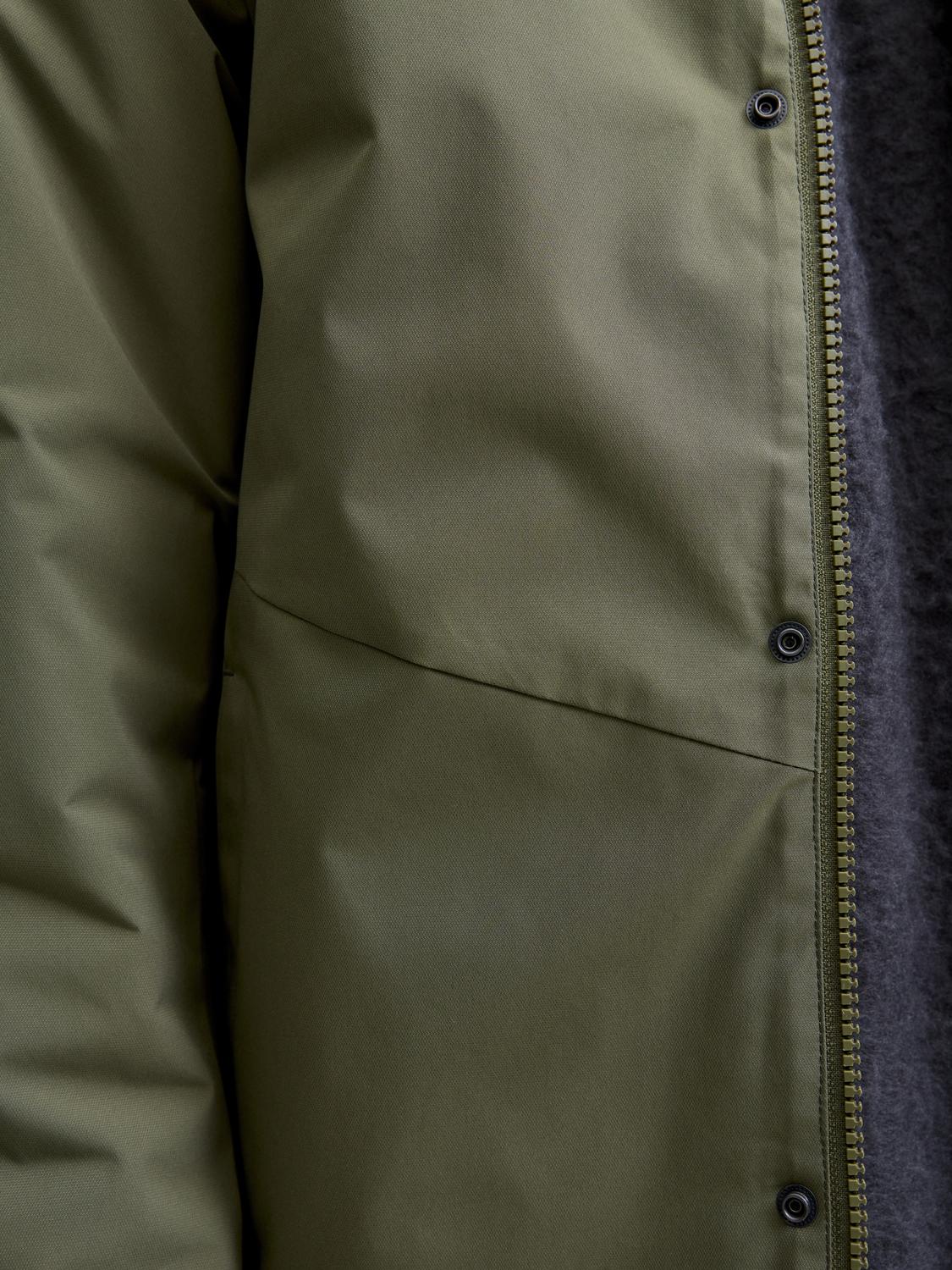 model_shot-detail