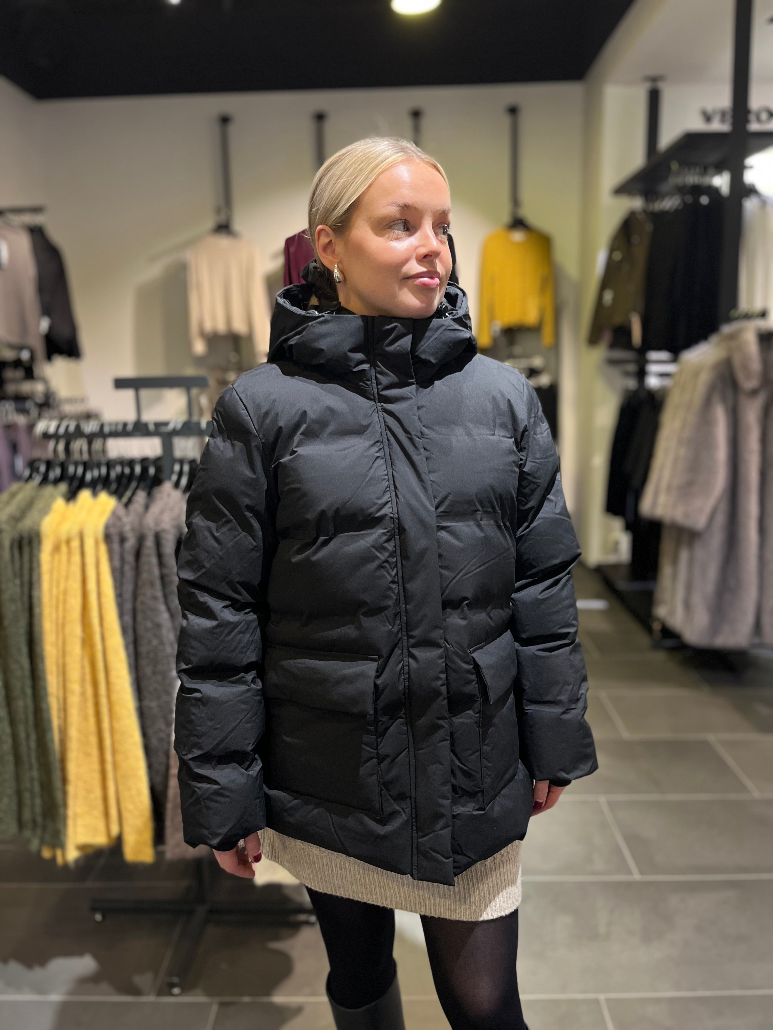 PCNORMA Puffer Jacket - Black