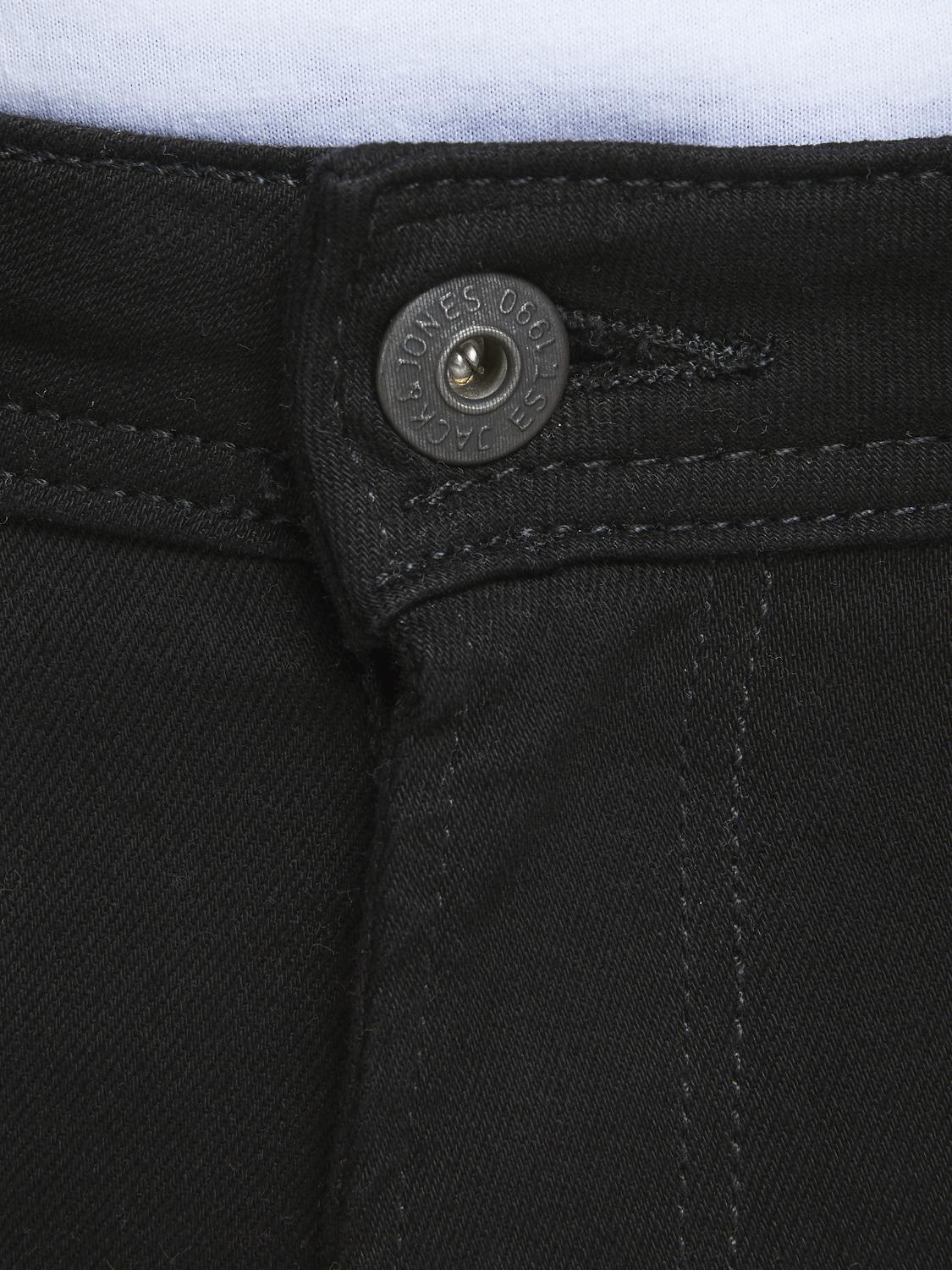 model_shot-detail