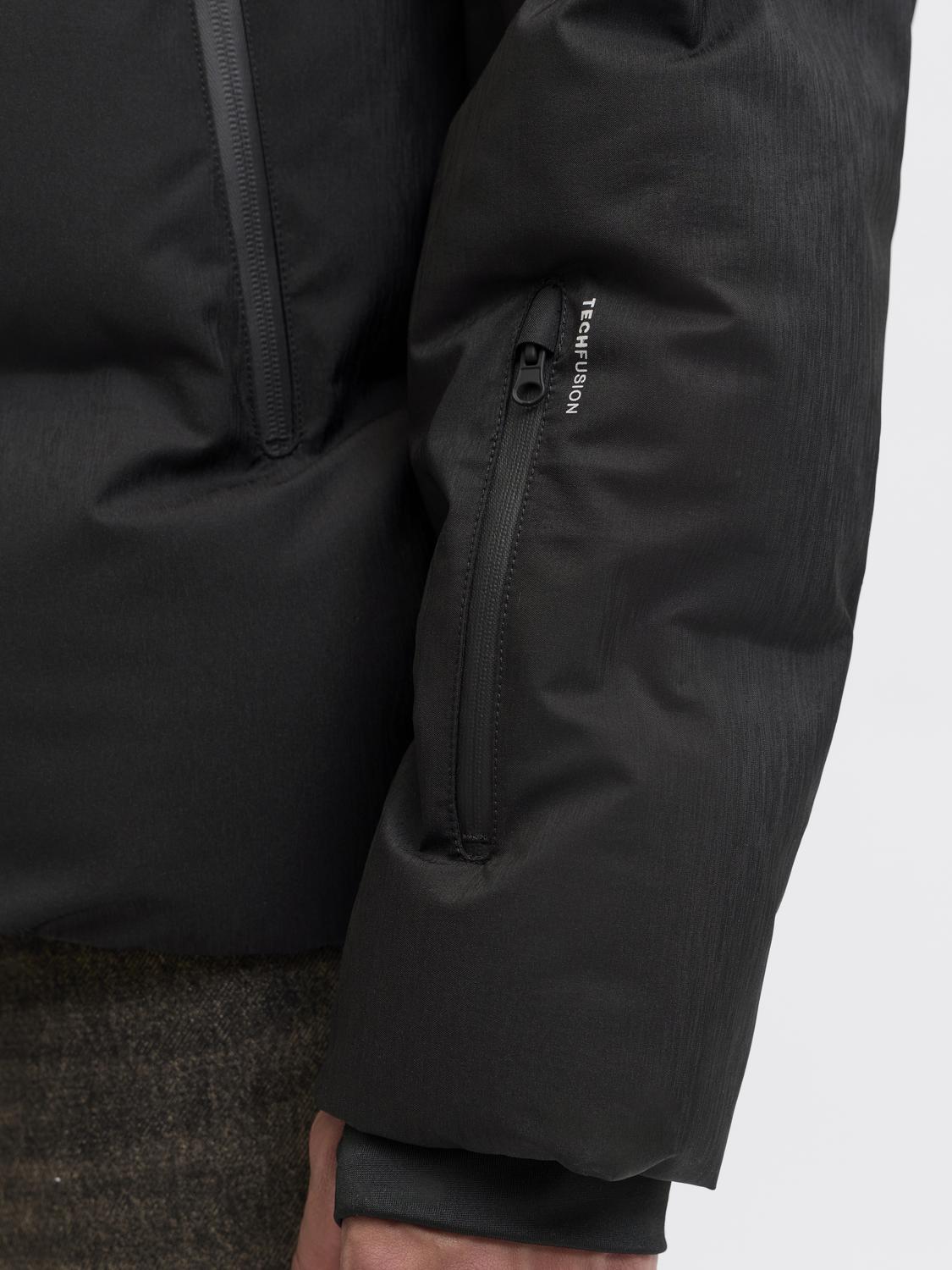 model_shot-detail