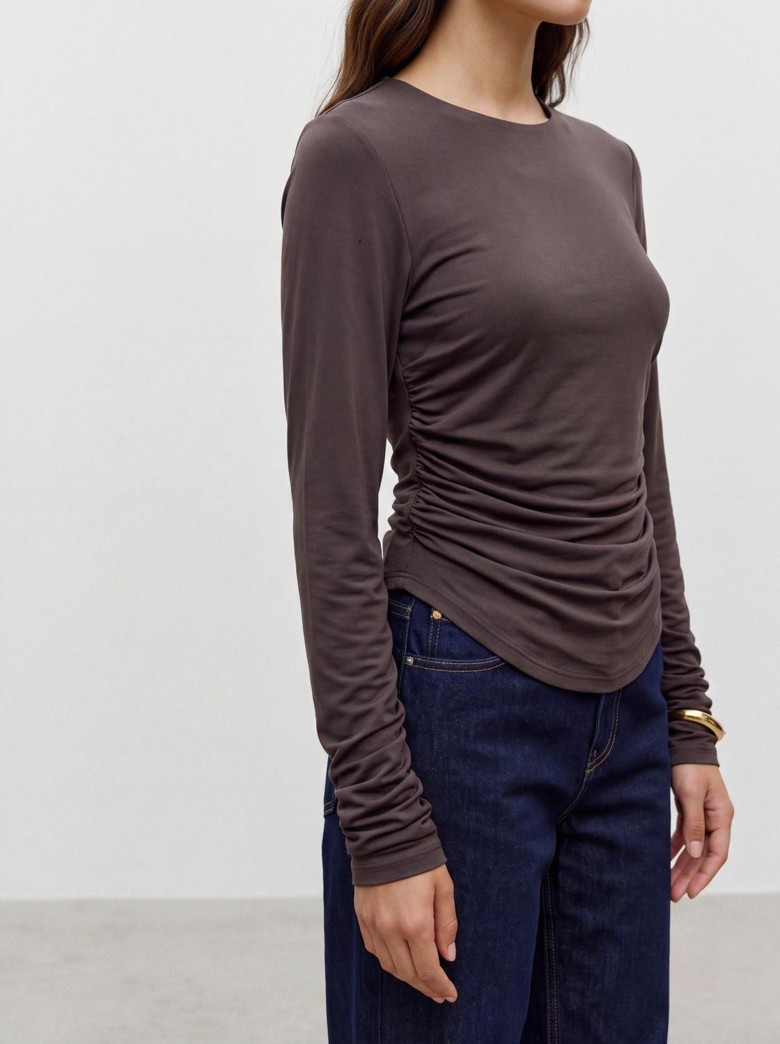 model_shot-detail