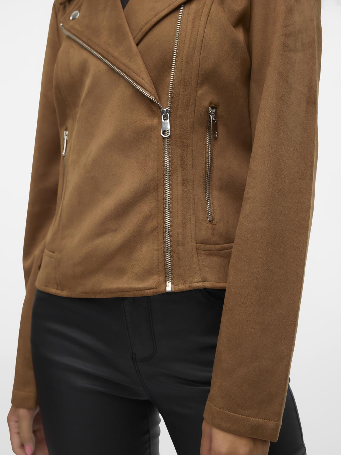 model_shot-detail