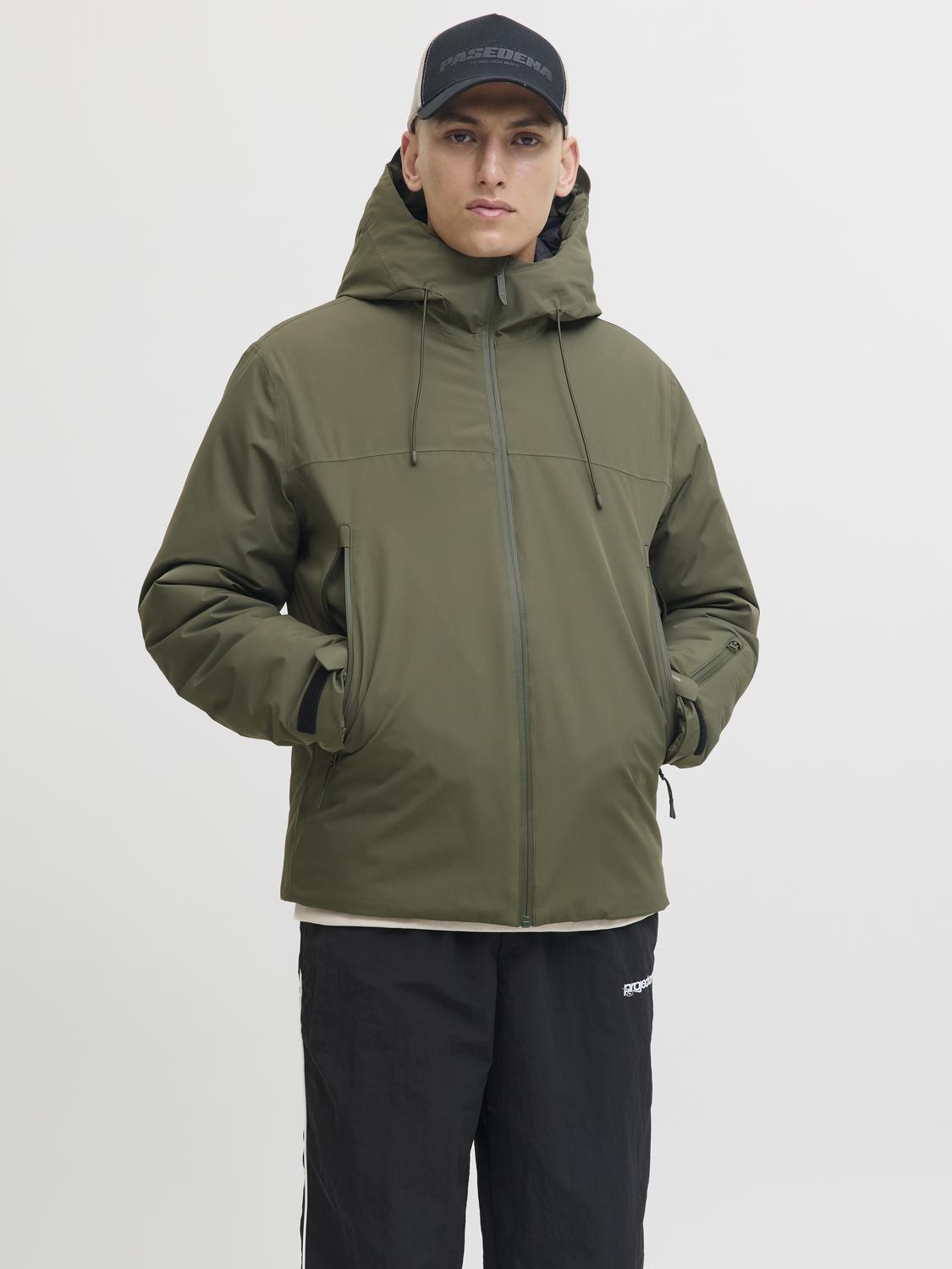 model_shot-front
