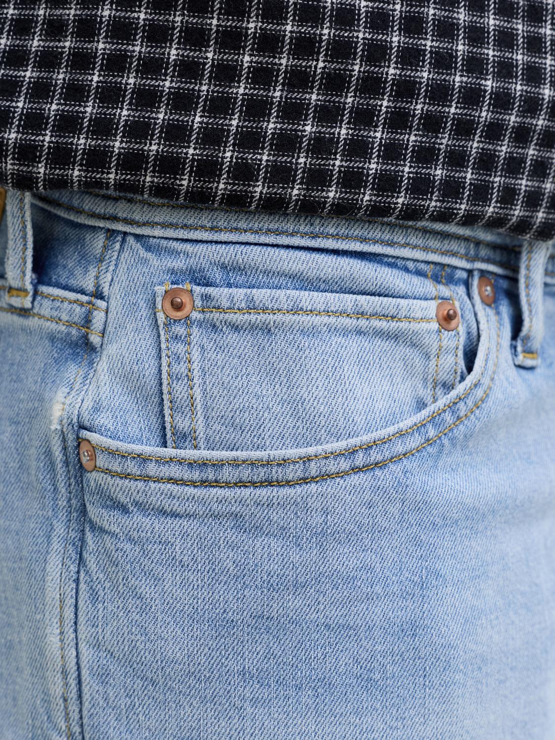 model_shot-detail