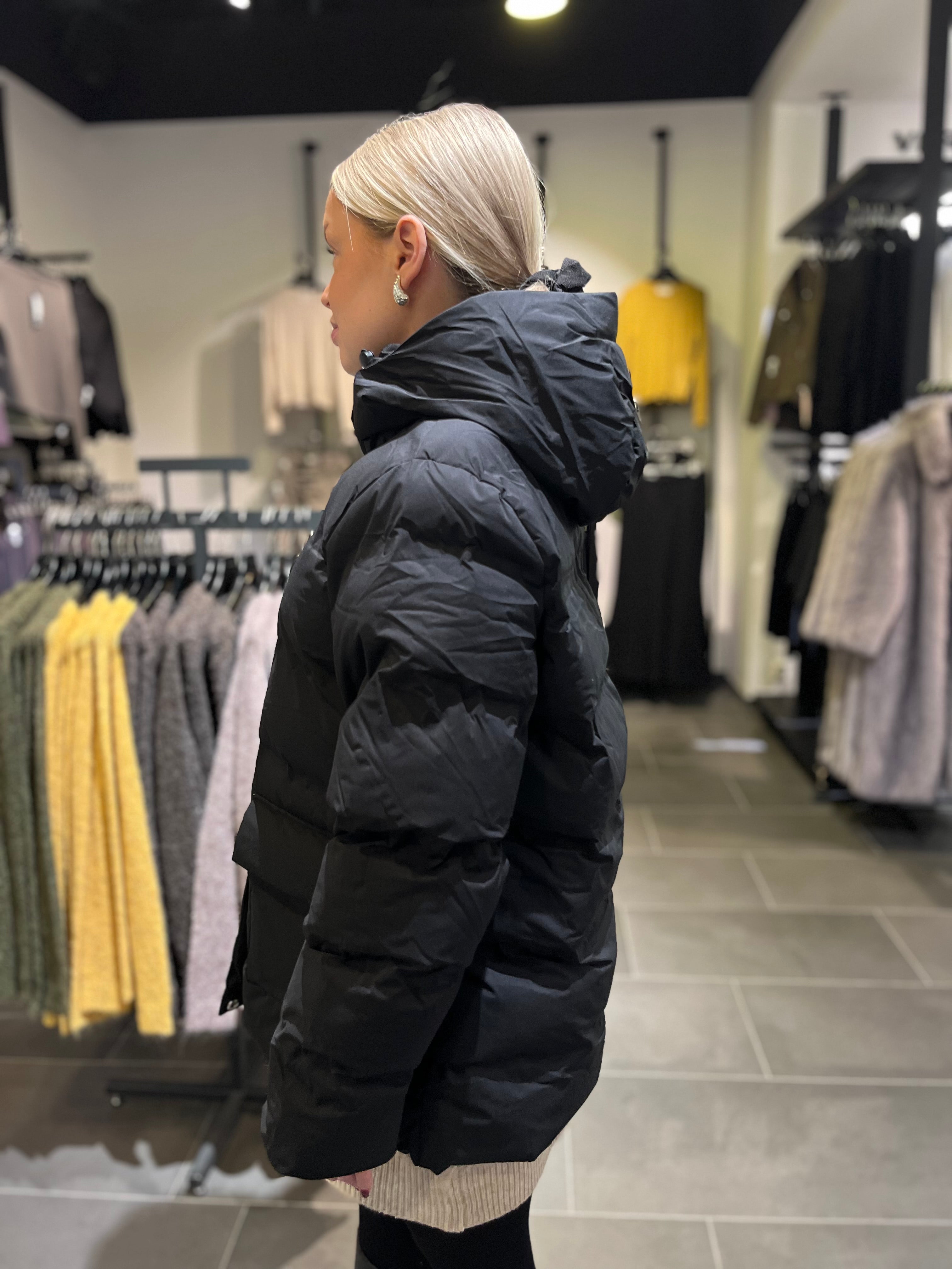 PCNORMA Puffer Jacket - Black