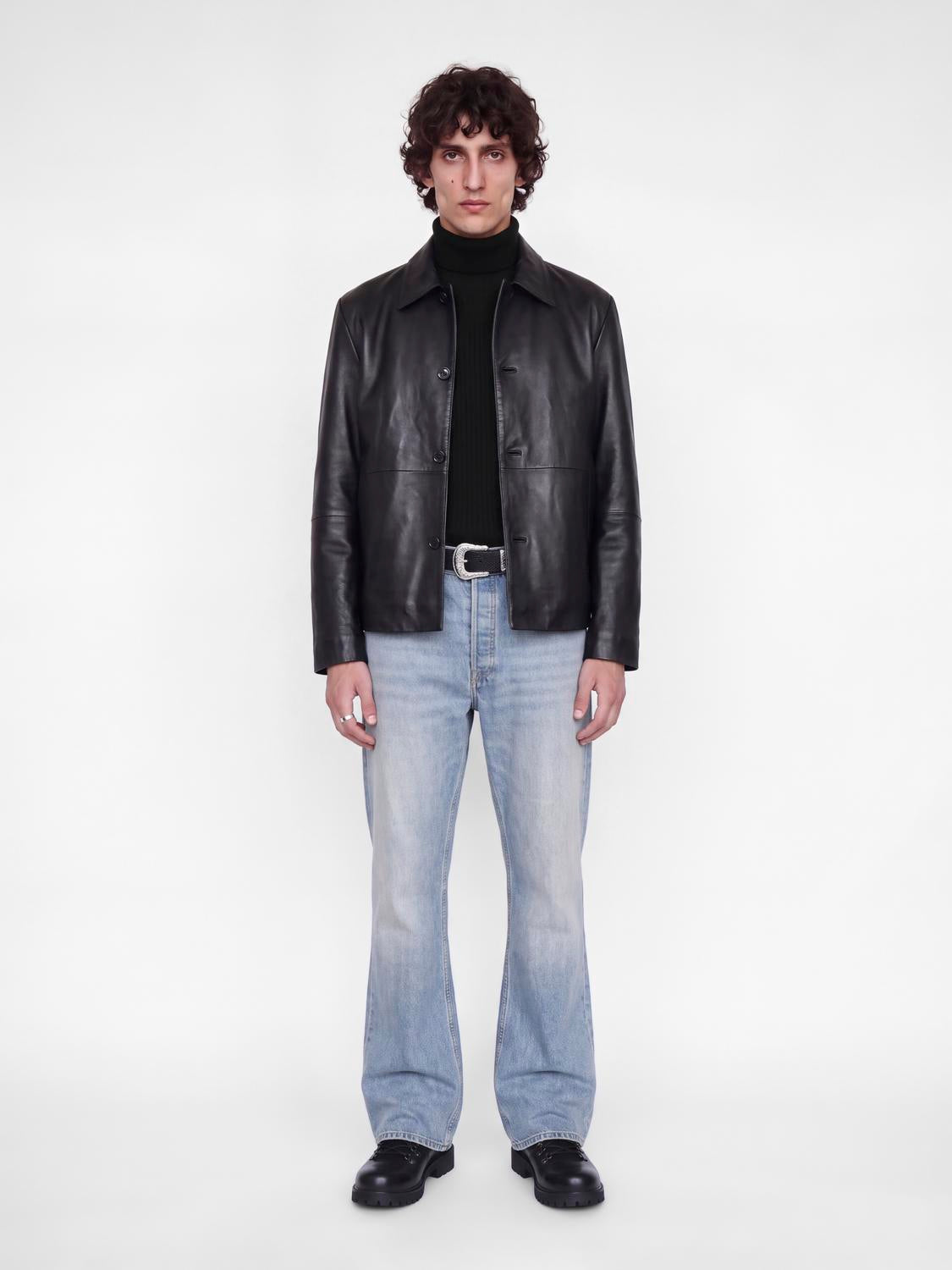 model_shot-front_full