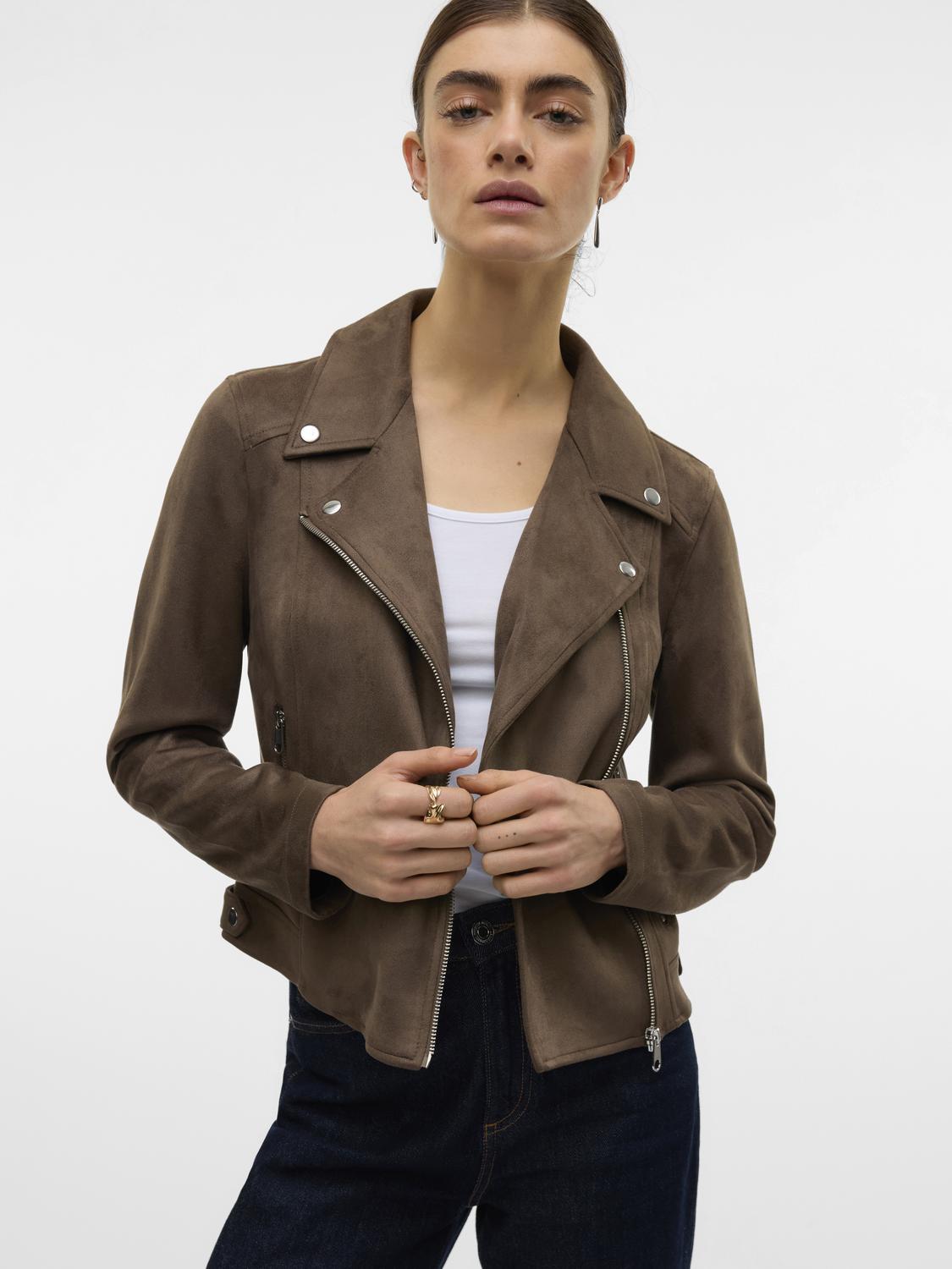 model_shot-detail