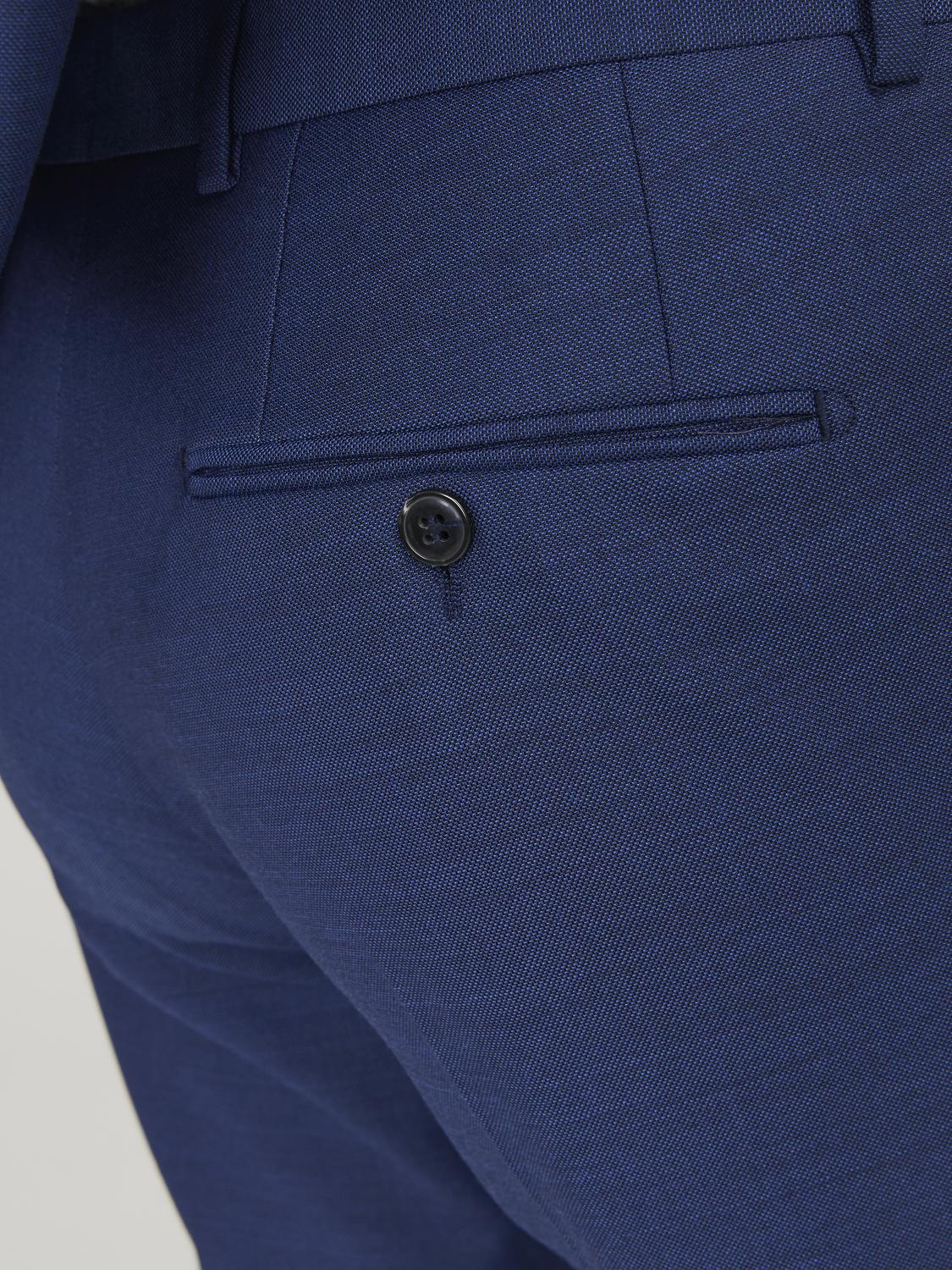 model_shot-detail