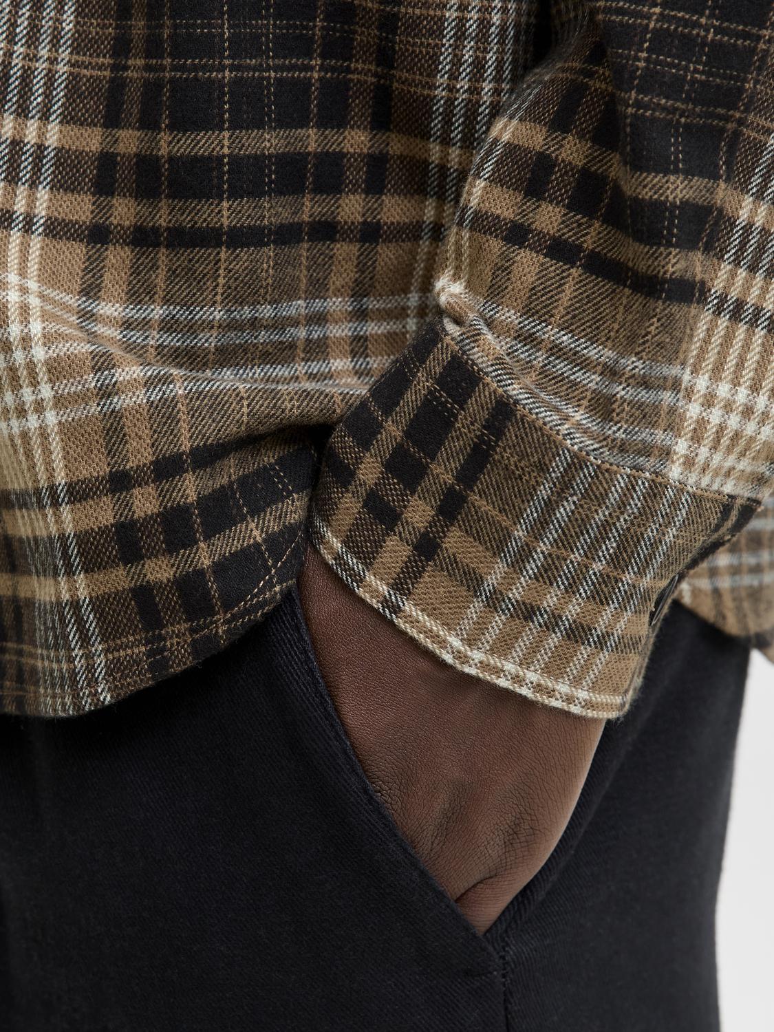model_shot-detail