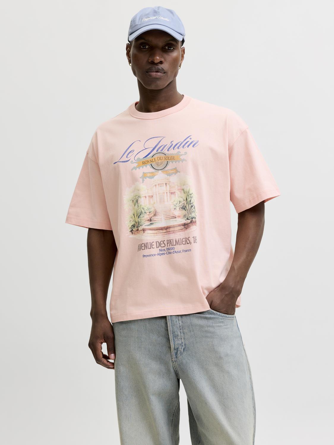 model_shot-front