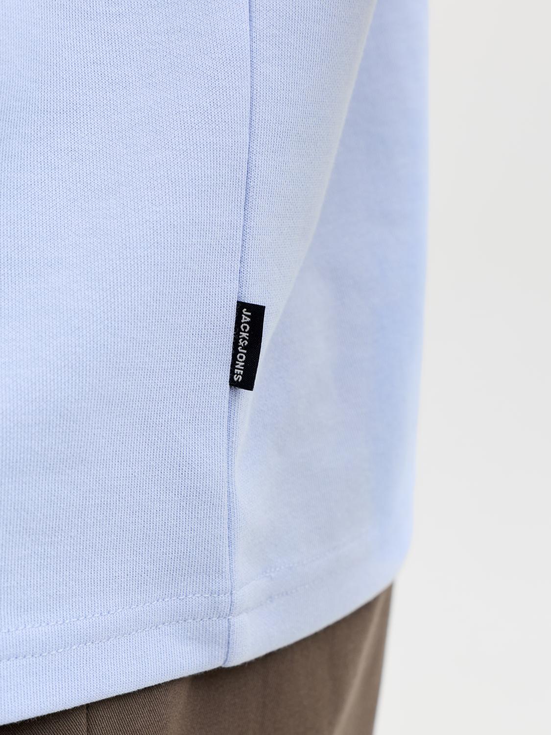 model_shot-detail