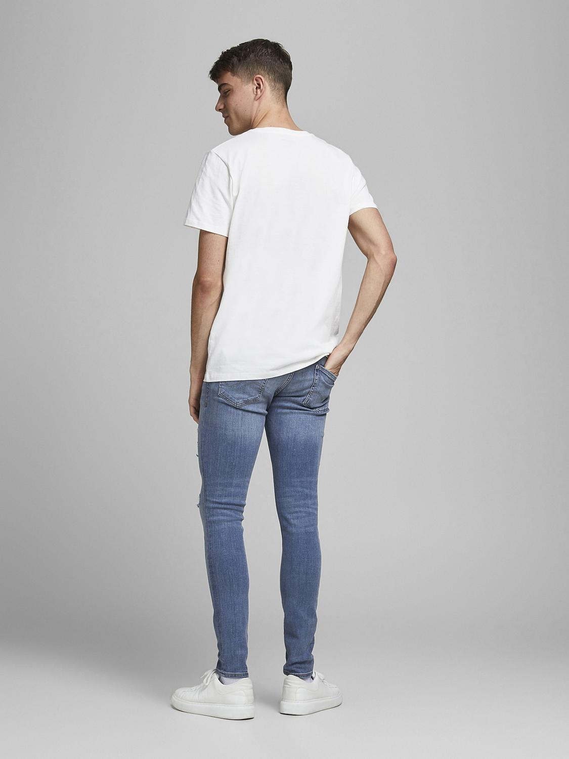 model_shot-back