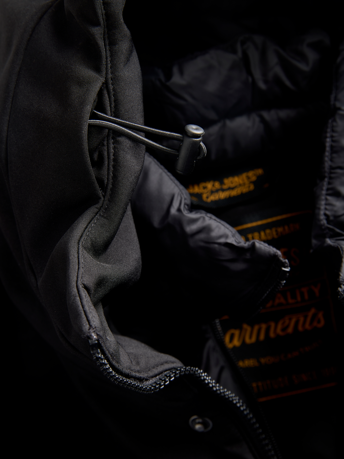 pack_shot-custom