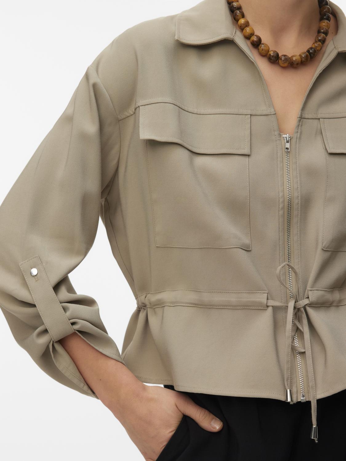 model_shot-detail