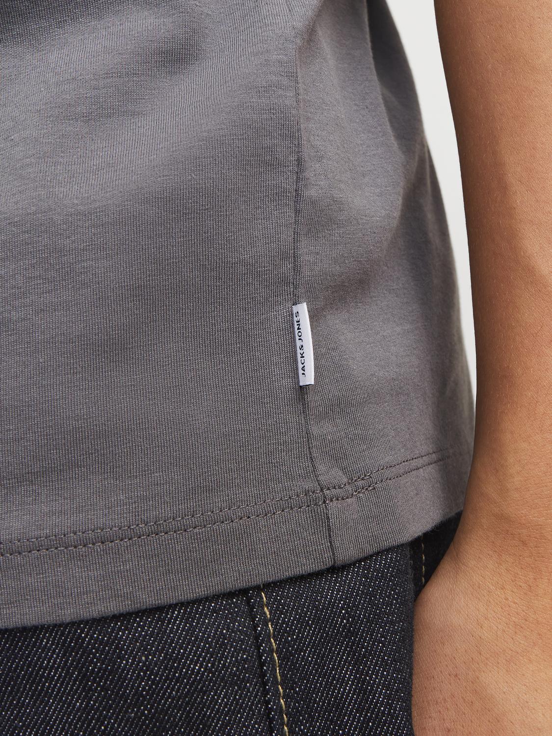 model_shot-detail
