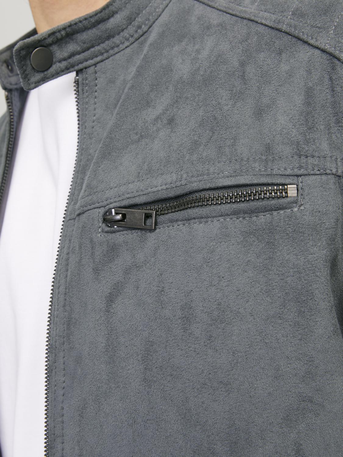 model_shot-detail