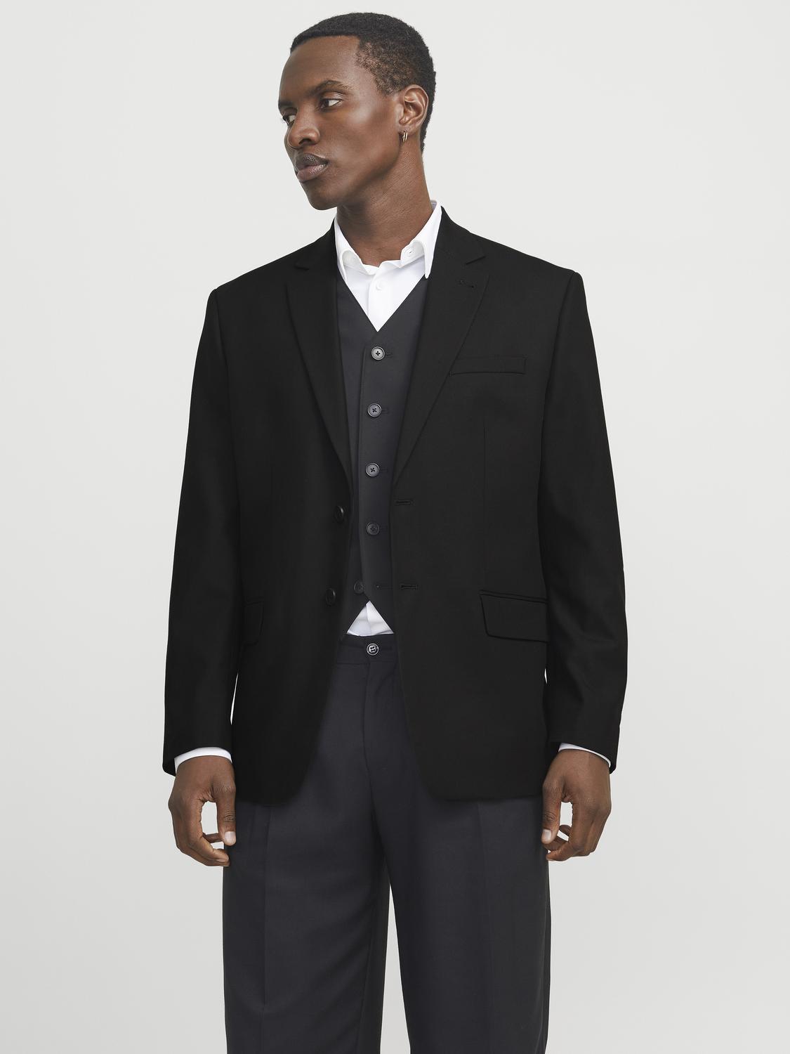model_shot-front