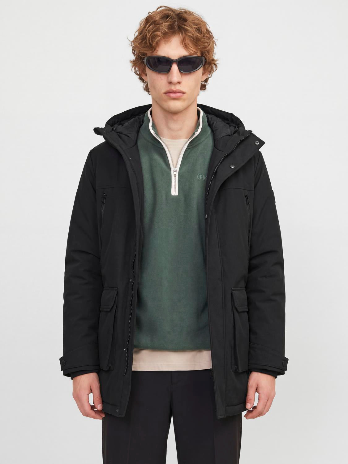 model_shot-front