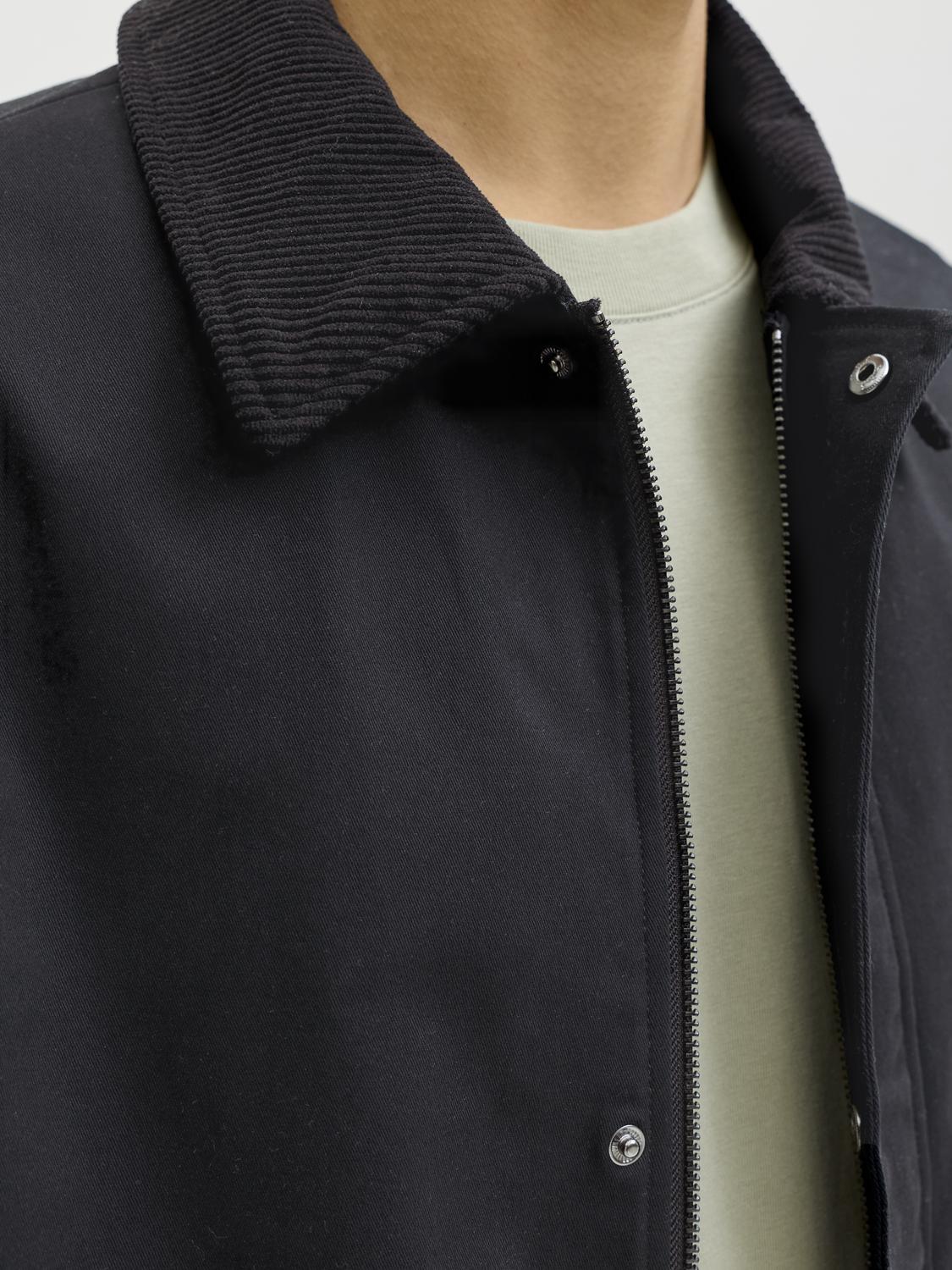 model_shot-detail