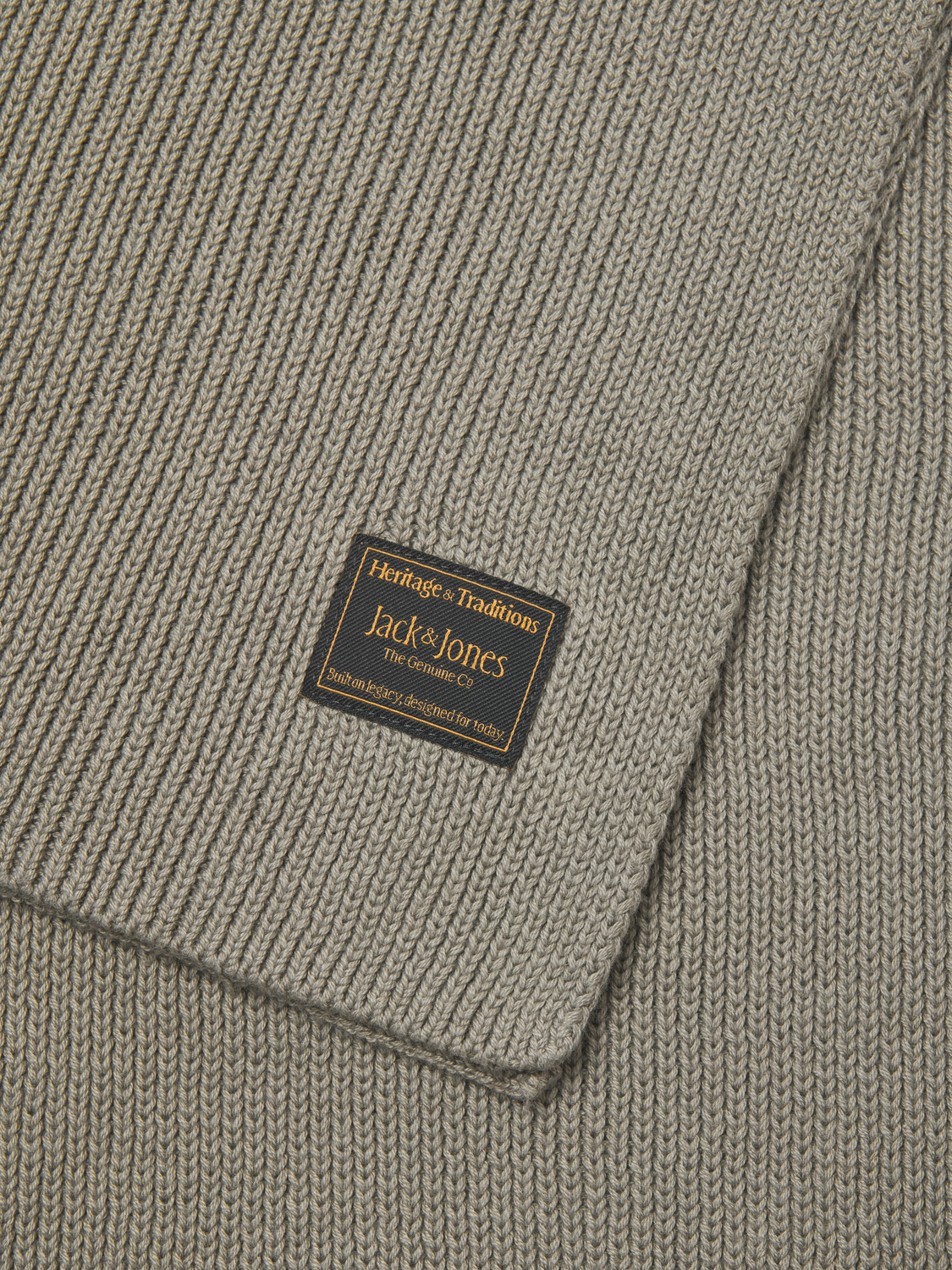 pack_shot-detail