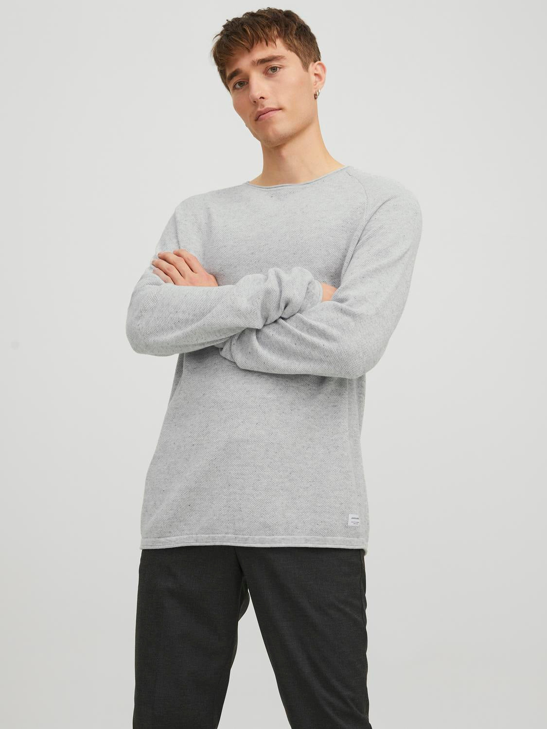 model_shot-front