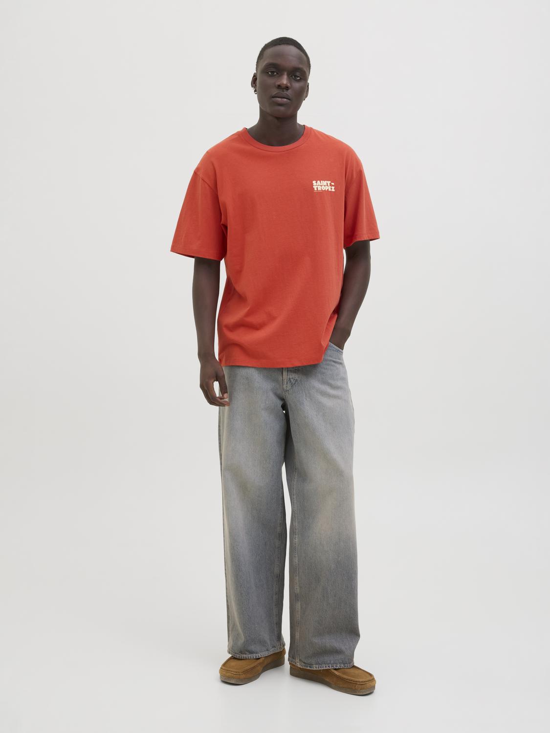 model_shot-front_full