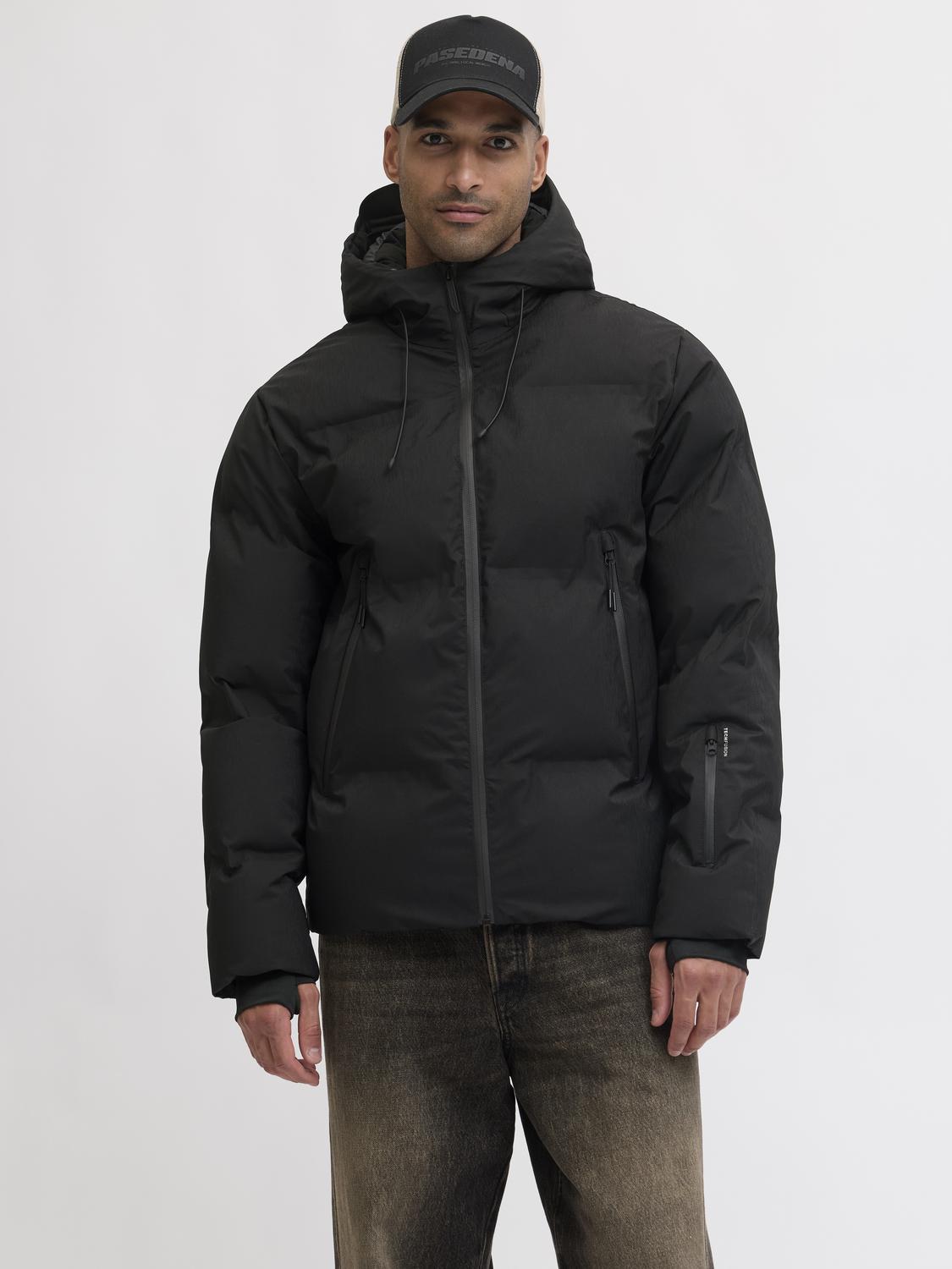 model_shot-front