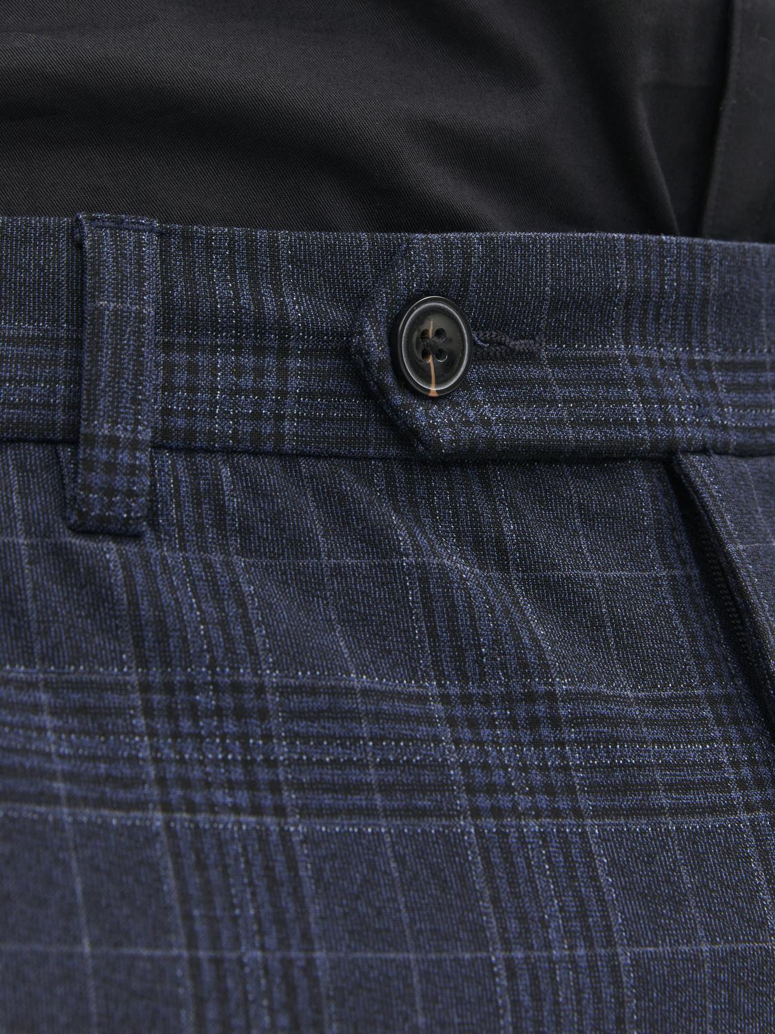model_shot-detail