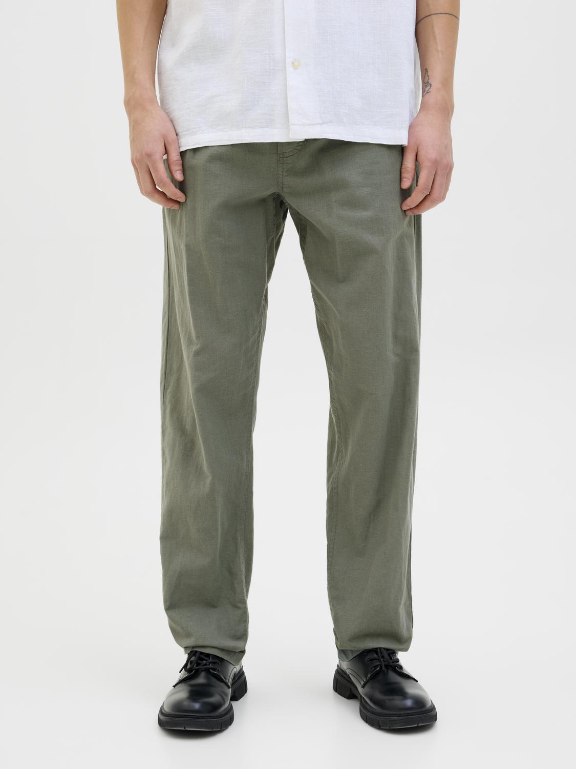 model_shot-front