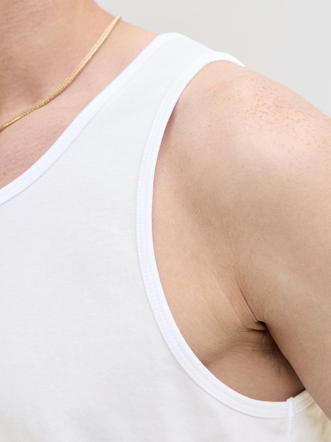 model_shot-detail
