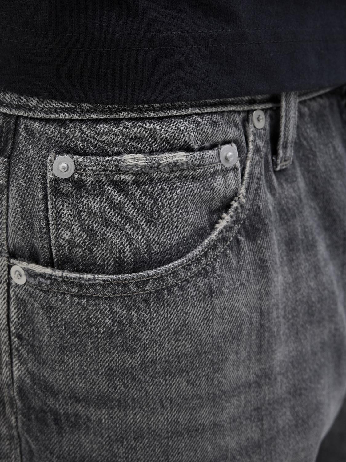 model_shot-detail