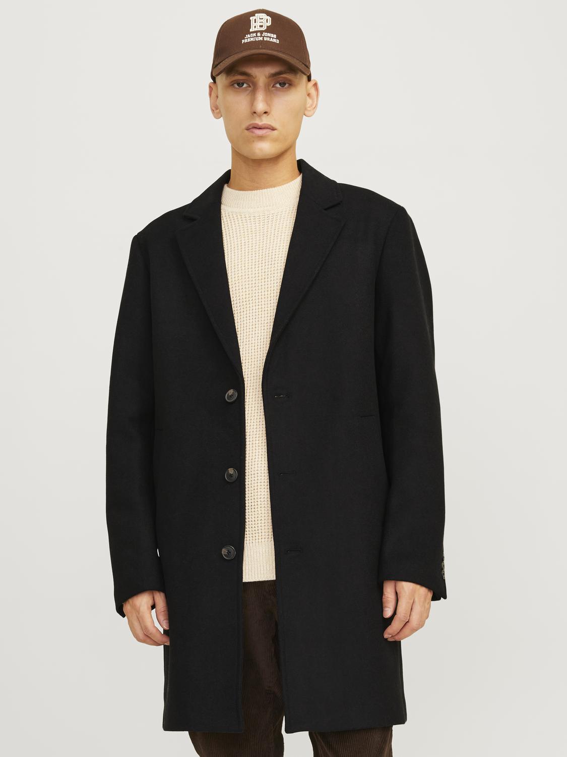 model_shot-front