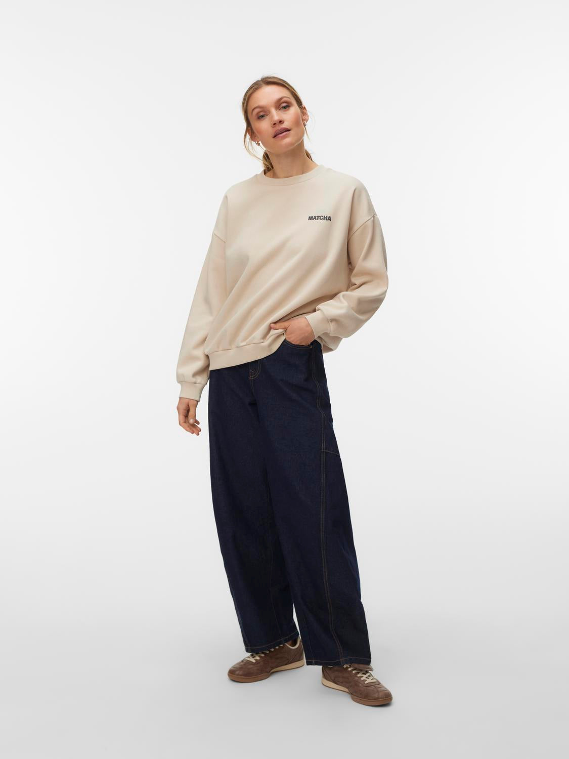 model_shot-front