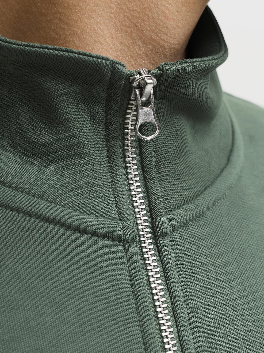 model_shot-detail
