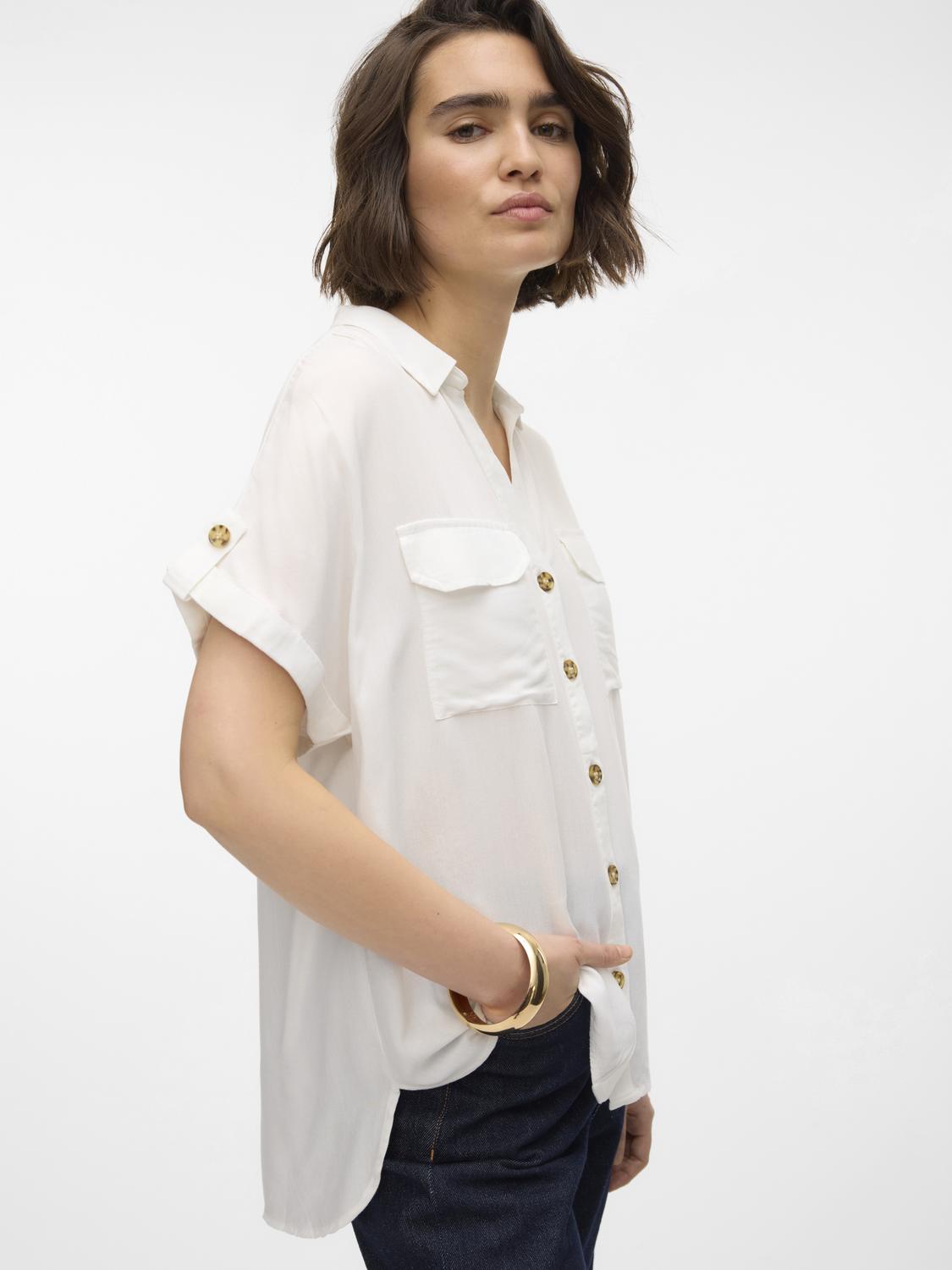 model_shot-detail