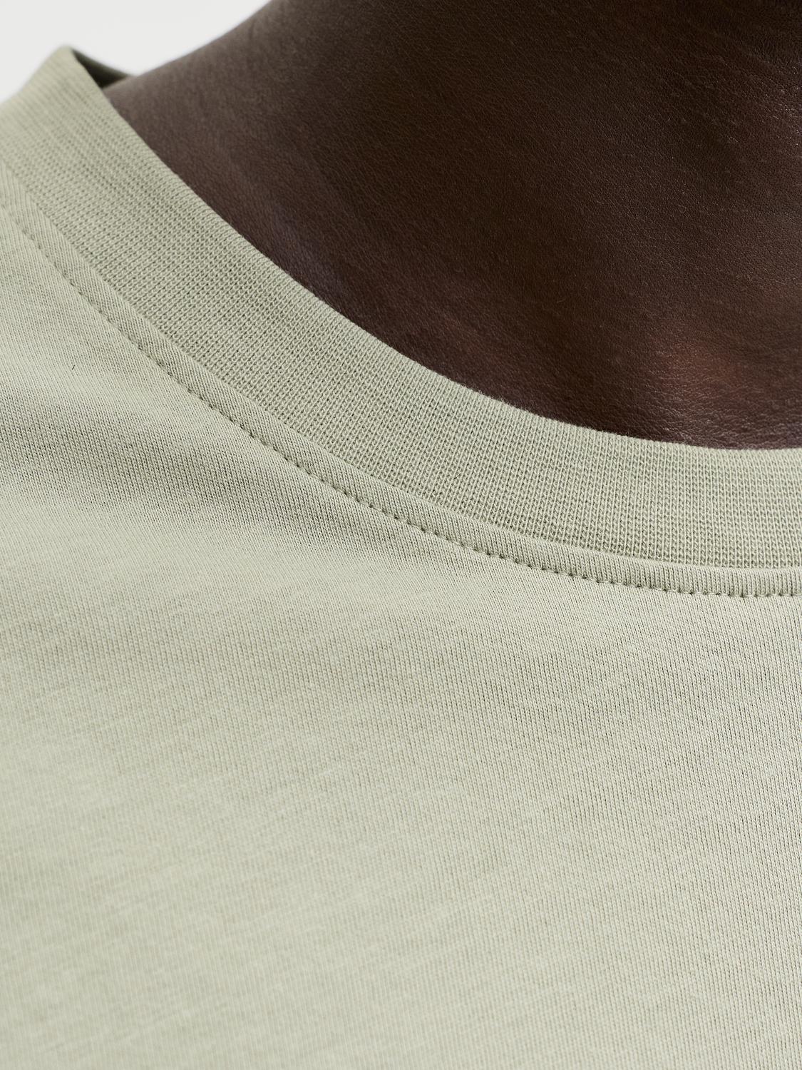 model_shot-detail