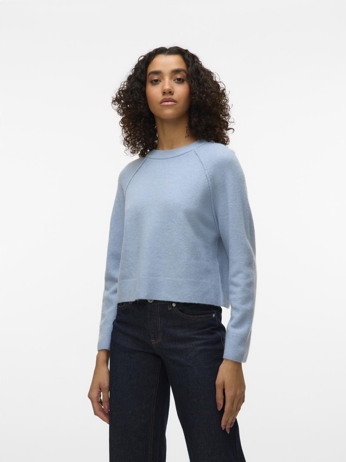 model_shot-front