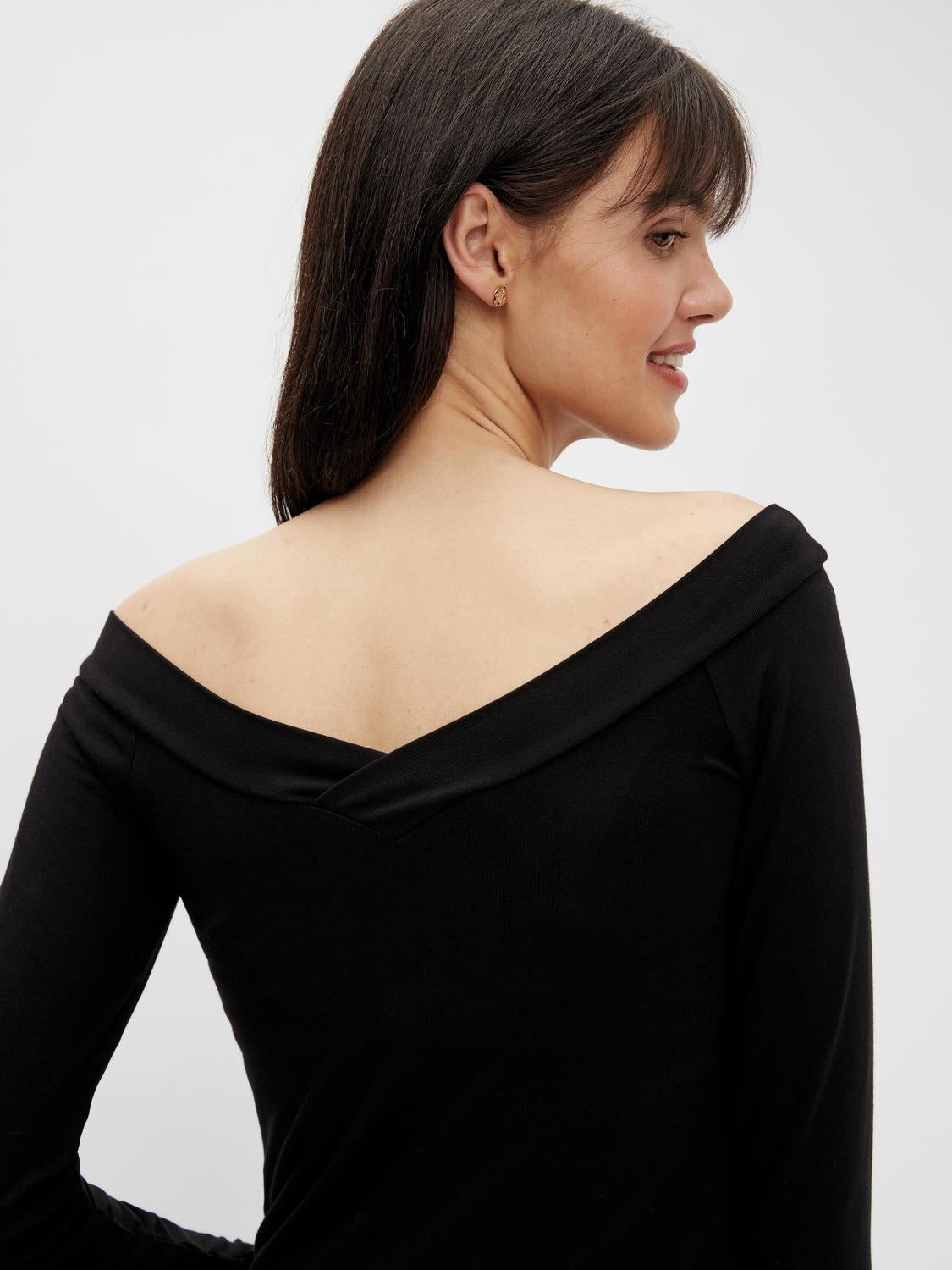 model_shot-detail