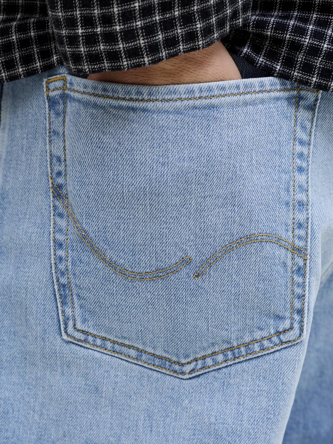 model_shot-detail