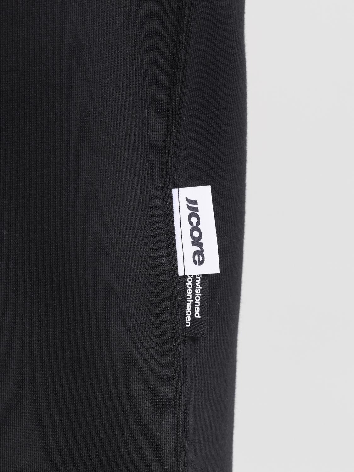 model_shot-detail