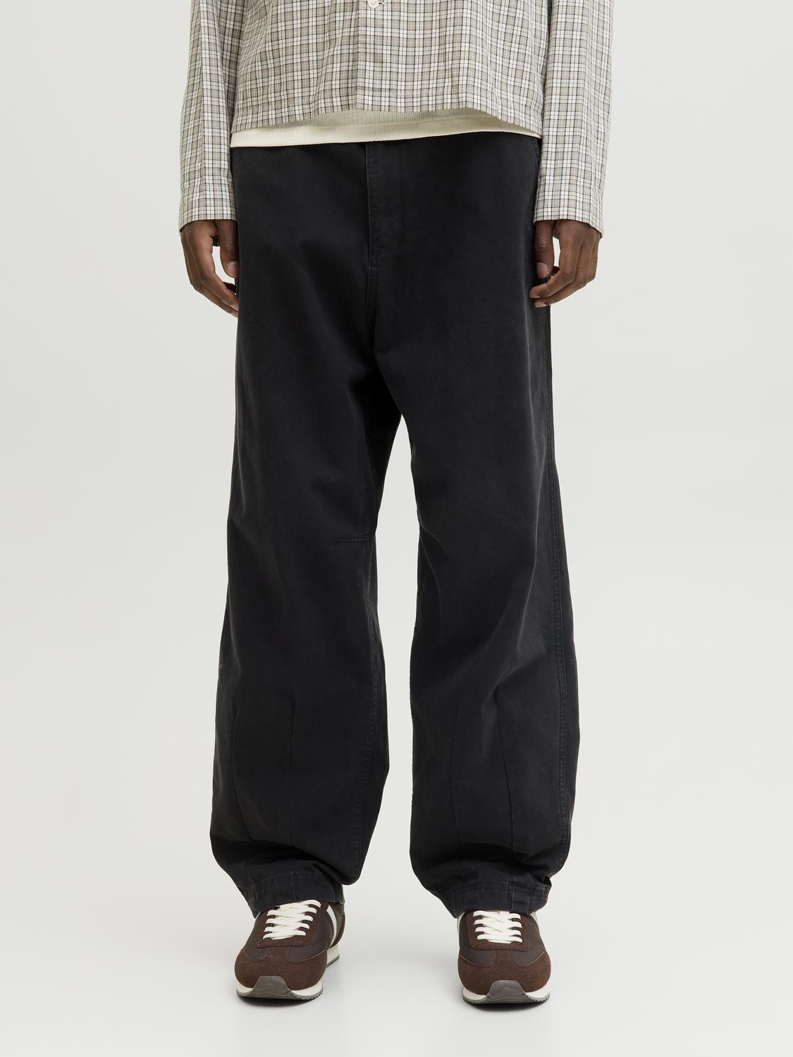 model_shot-front