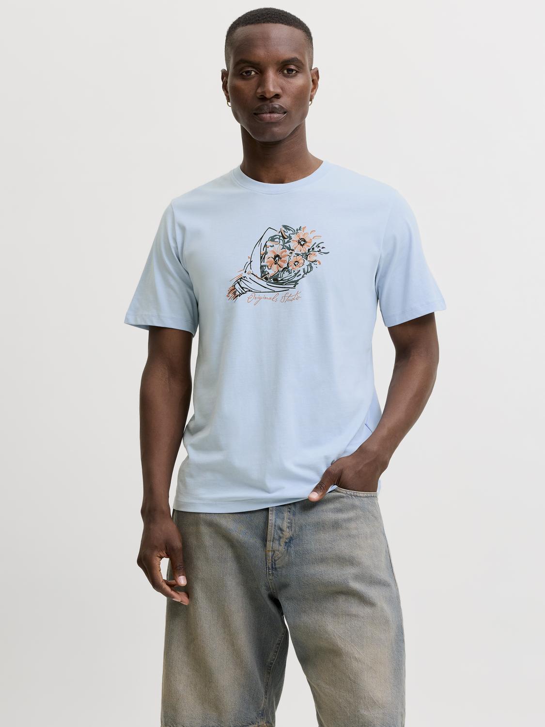 model_shot-front