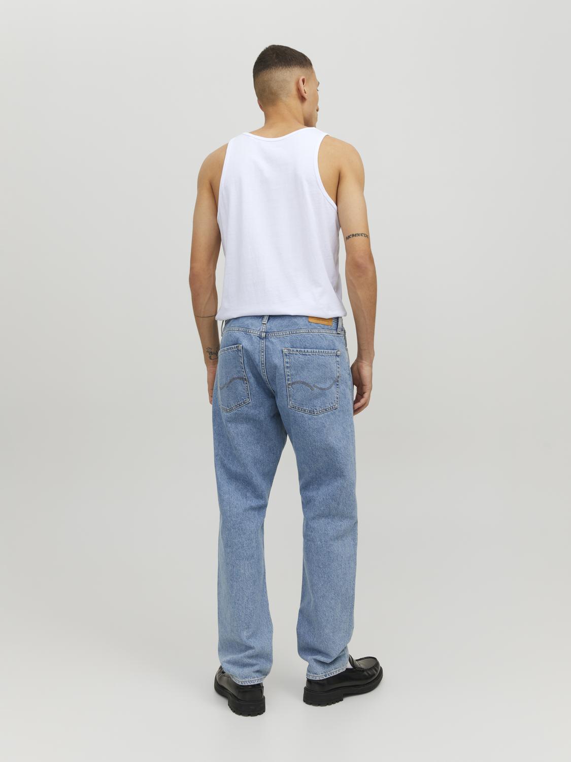 model_shot-back