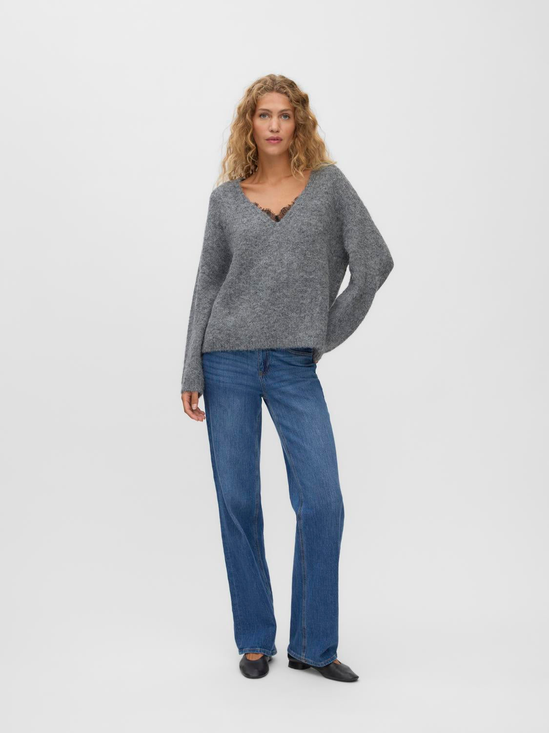 model_shot-front