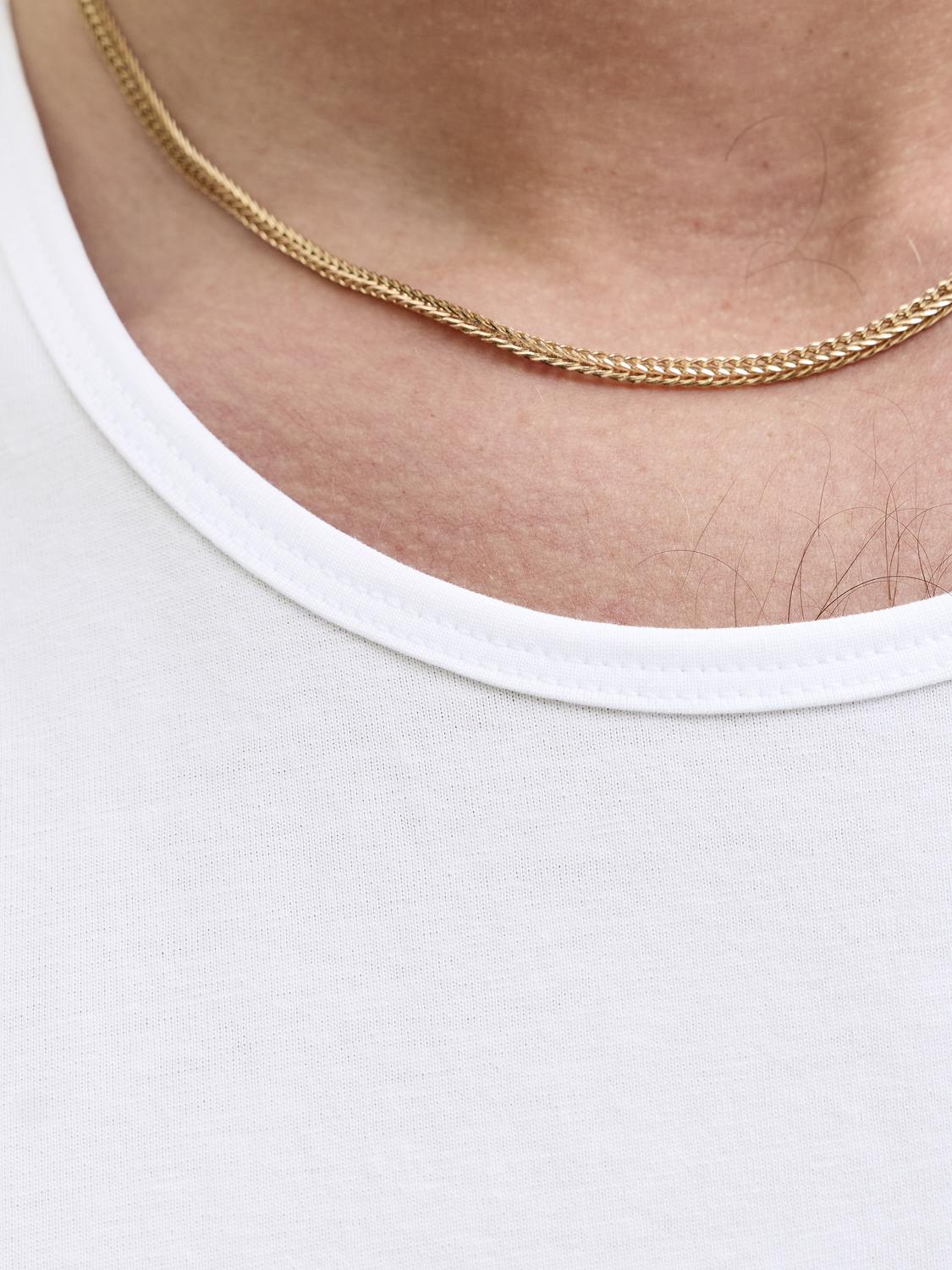 model_shot-detail