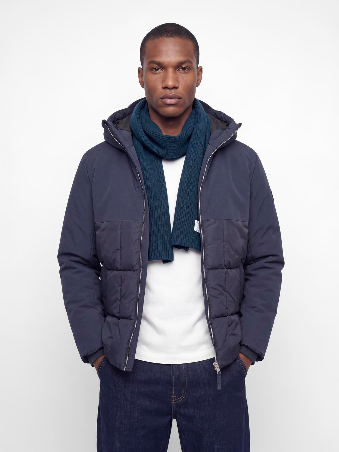 model_shot-front
